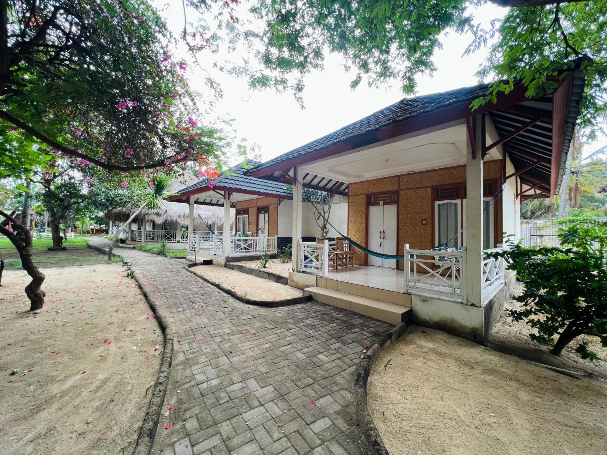Gita Gili Bungalow Gili Air Exteriör bild